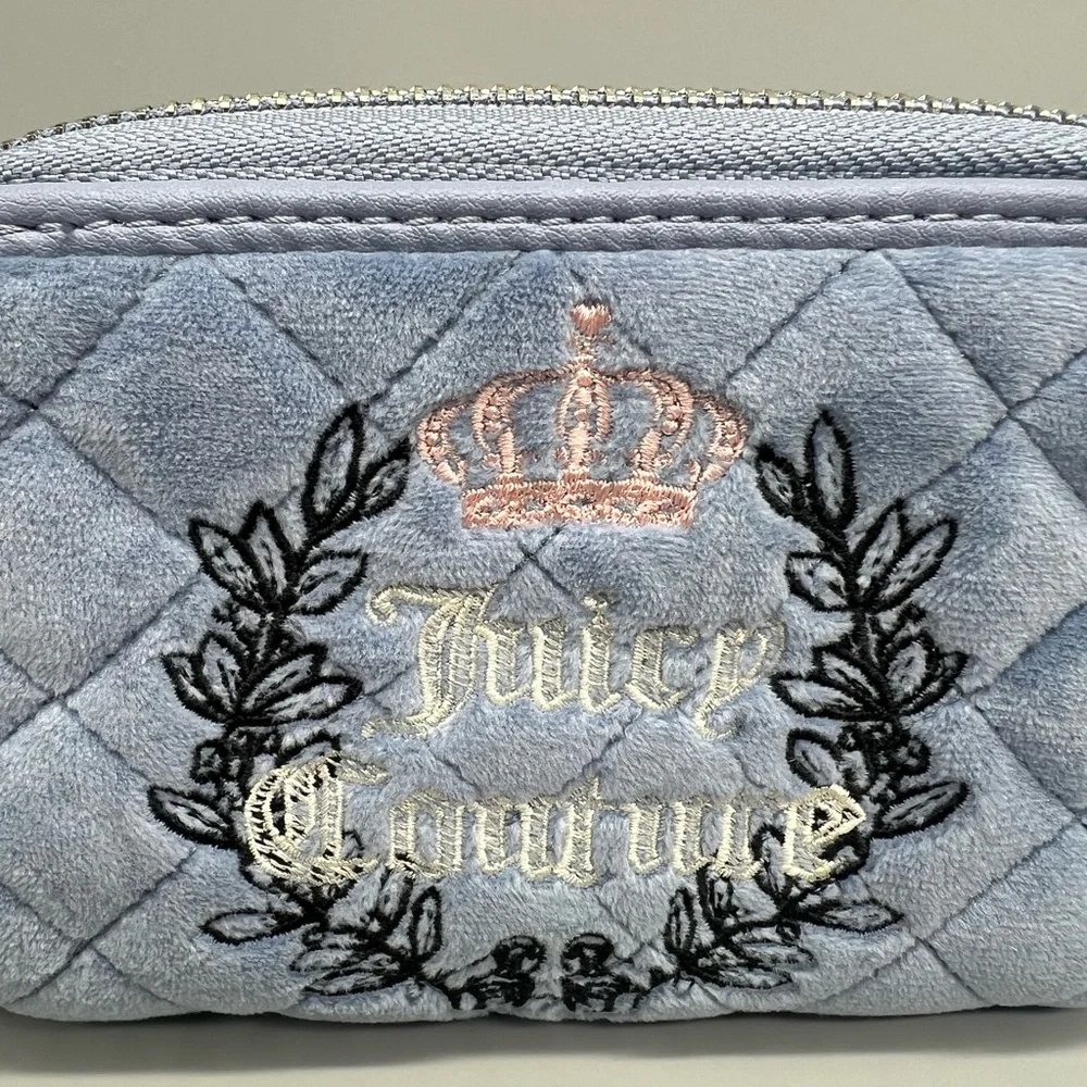 Juicy couture royal couture medium zip around wallet